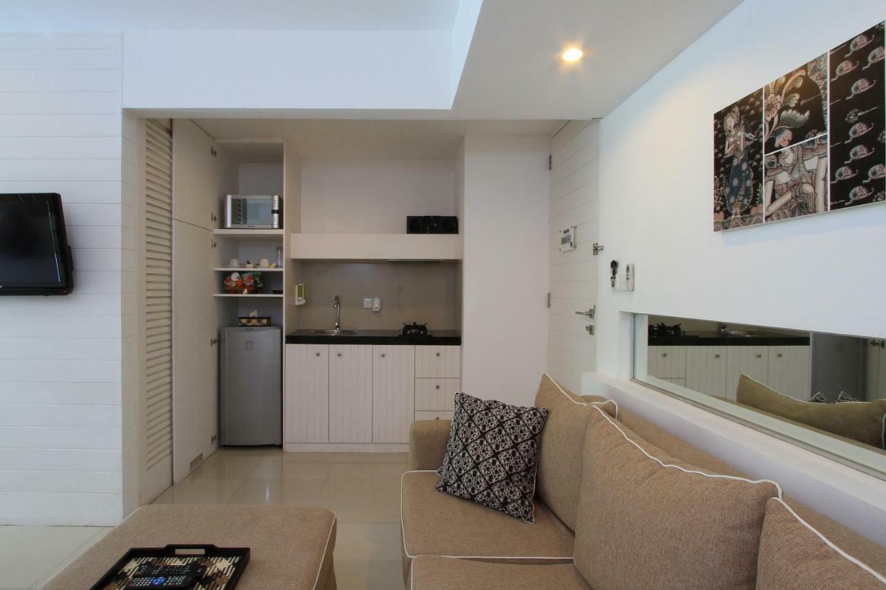 Astana Residence Seminyak  Exterior photo